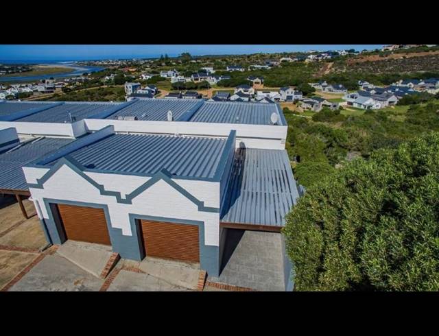 3 BEDROOM APARTMENT FOR SALE IN STILBAAI-WES